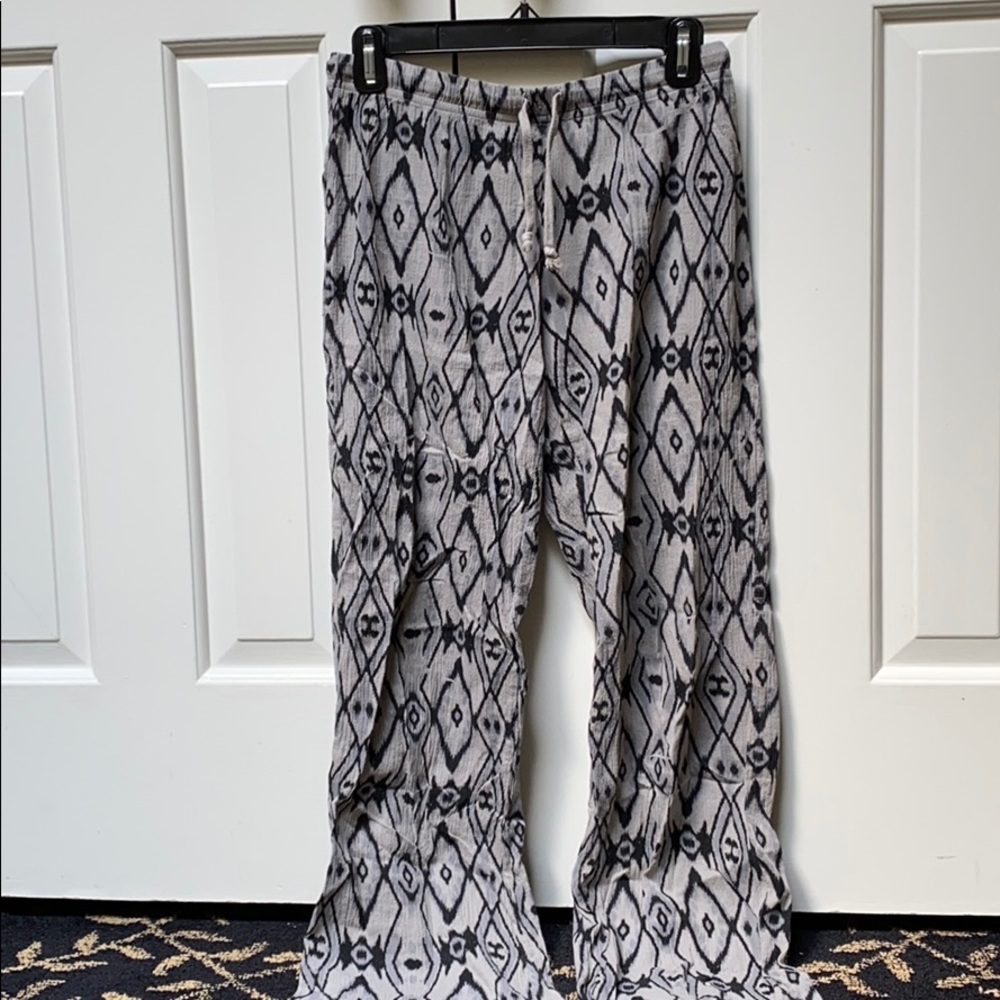 Printed pants